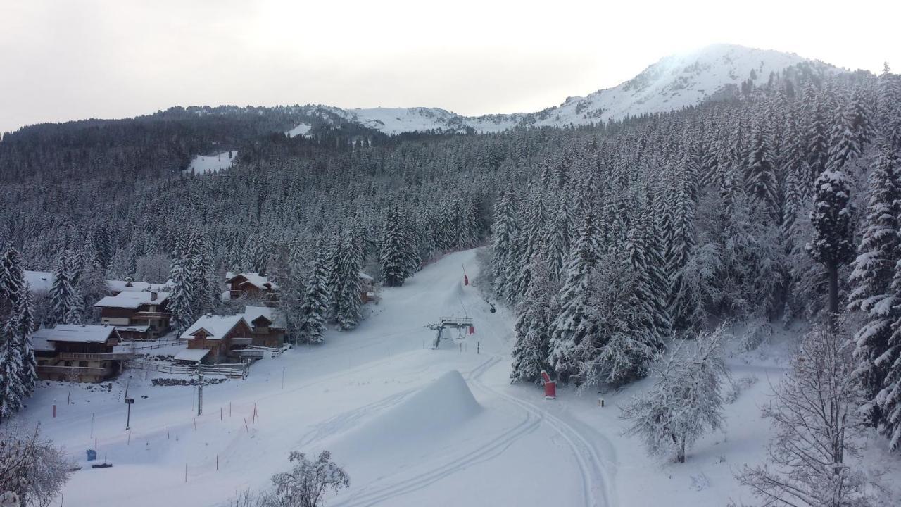 Appartement En Residence Skis Aux Pieds Avec Sauna Courchevel Exterior photo